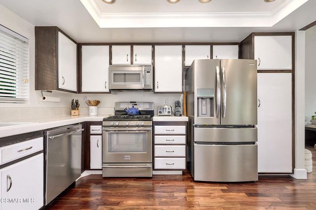 614 Calle Mirador, Oak Park, CA 91377