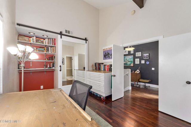 614 Calle Mirador, Oak Park, CA 91377