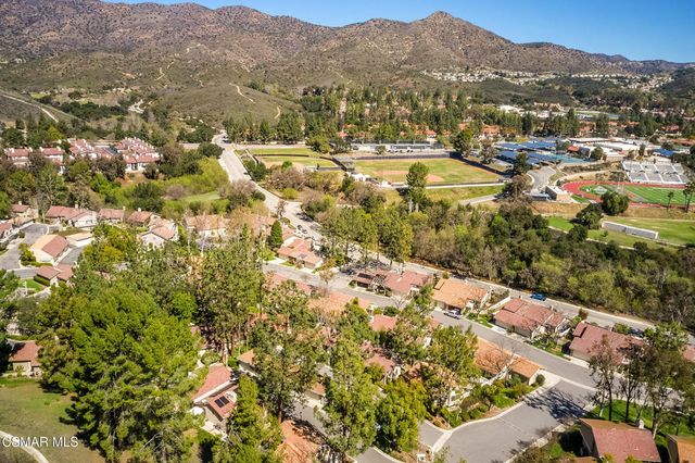 614 Calle Mirador, Oak Park, CA 91377