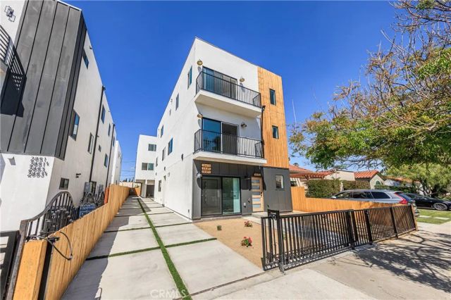 2847 Victoria Avenue C, Los Angeles, CA 90016