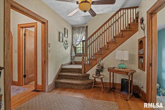 212 S 8TH Street, Riverton, IL 62561