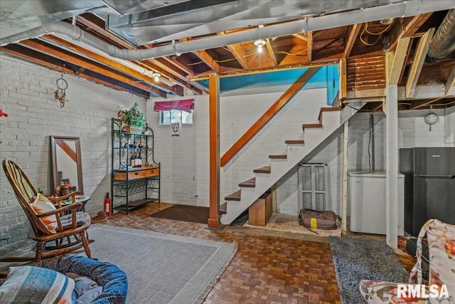 212 S 8TH Street, Riverton, IL 62561