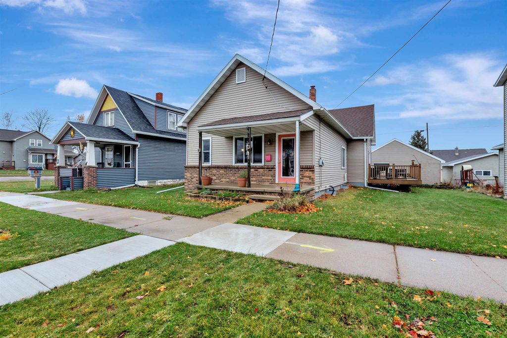 204 E 8TH STREET, Kaukauna, WI 54130