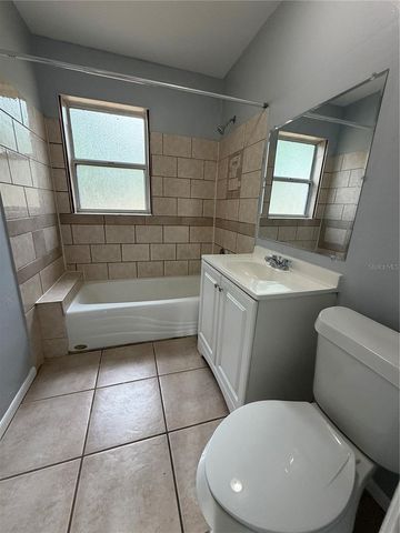 2705 6TH STREET W, Bradenton, FL 34205