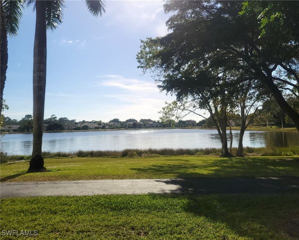 3066 Kings Lake BLVD 7513, Naples, FL 34112
