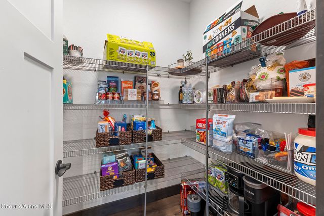 8781 W Seed Loop, Rathdrum, ID 83858