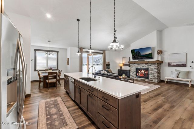 8781 W Seed Loop, Rathdrum, ID 83858