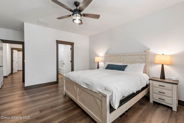 8781 W Seed Loop, Rathdrum, ID 83858