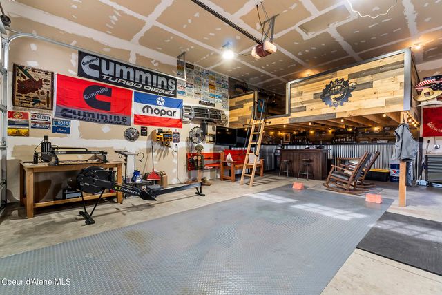 8781 W Seed Loop, Rathdrum, ID 83858