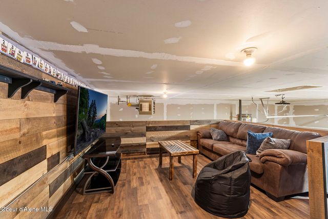 8781 W Seed Loop, Rathdrum, ID 83858