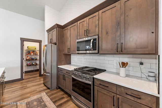 8781 W Seed Loop, Rathdrum, ID 83858