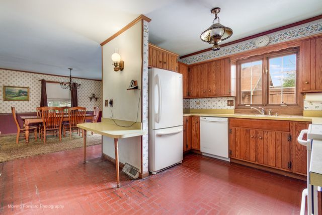 10620 Nevada Avenue, Melrose Park, IL 60164