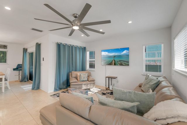 189 Carroll Street, Upper Matecumbe Key Islamorada, FL 33036