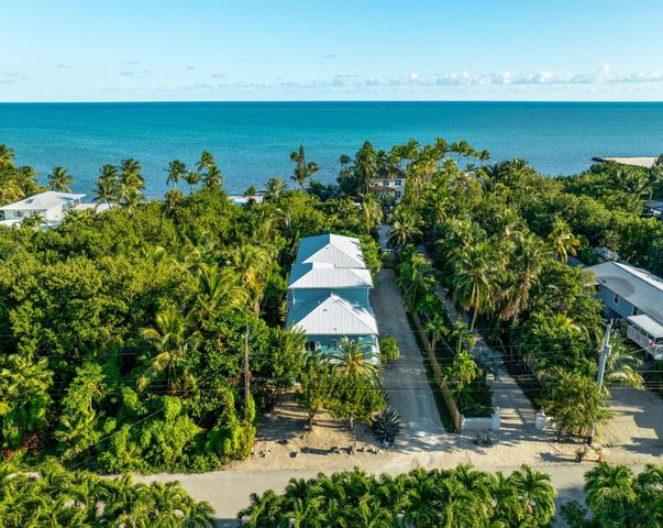 189 Carroll Street, Upper Matecumbe Key Islamorada, FL 33036