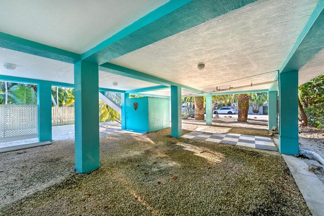 189 Carroll Street, Upper Matecumbe Key Islamorada, FL 33036