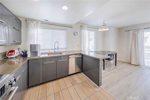 25703 Holiday Circle A, Stevenson Ranch, CA 91381