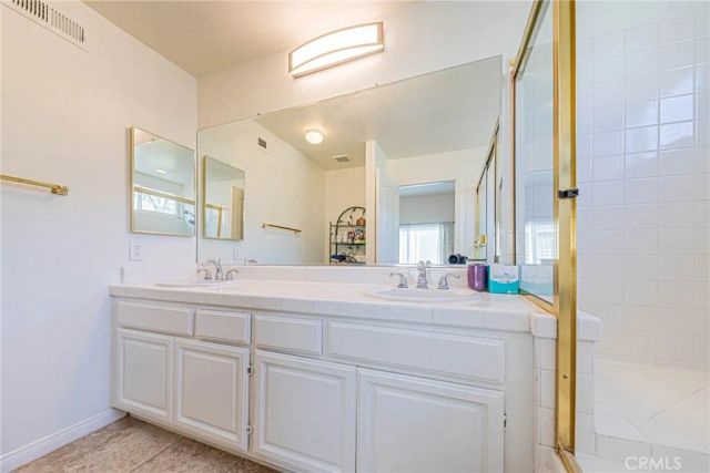 25703 Holiday Circle A, Stevenson Ranch, CA 91381