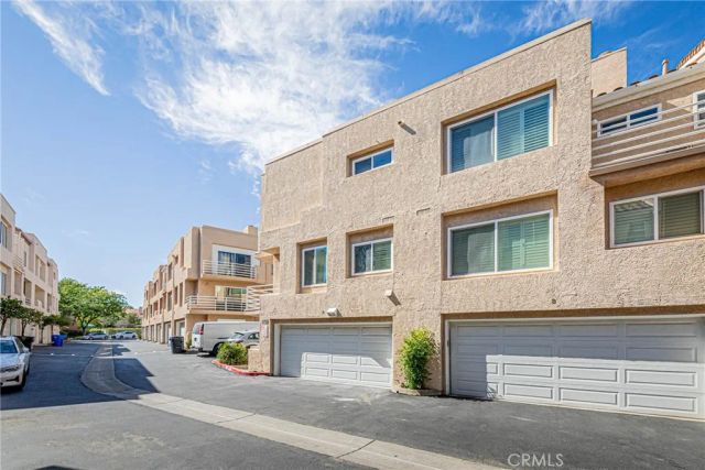 25703 Holiday Circle A, Stevenson Ranch, CA 91381