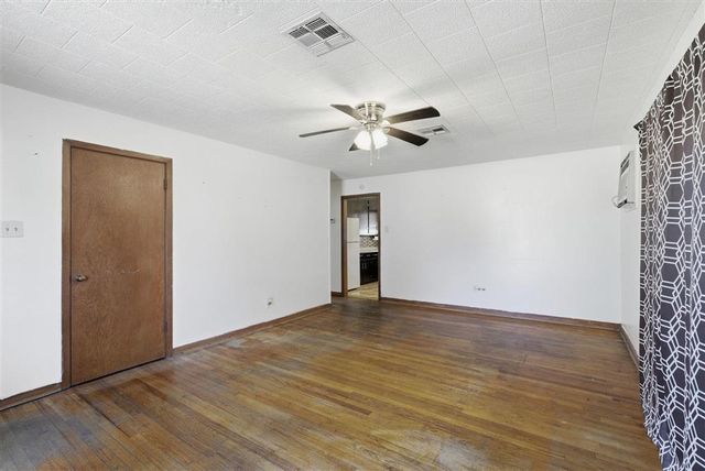 2140 11Th St Street, Lake Charles, LA 70601