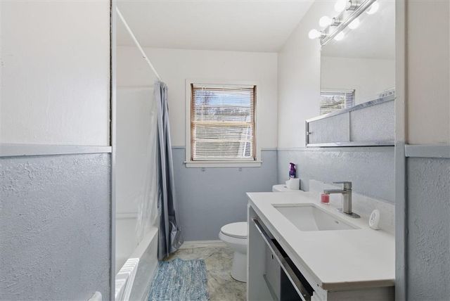 2140 11Th St Street, Lake Charles, LA 70601