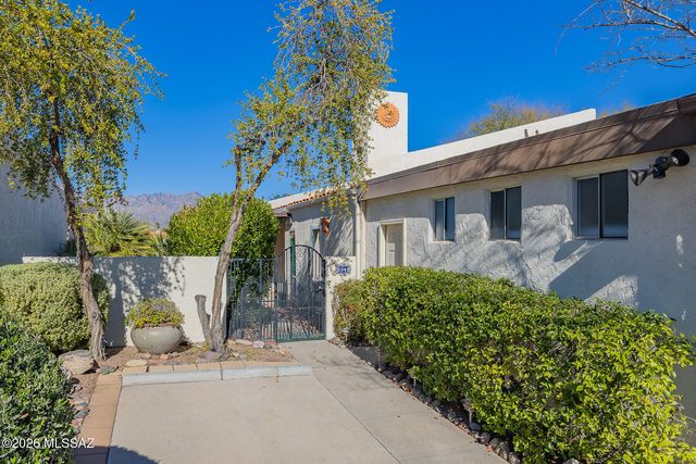 3040 N Placita Fuente, Tucson, AZ 85715