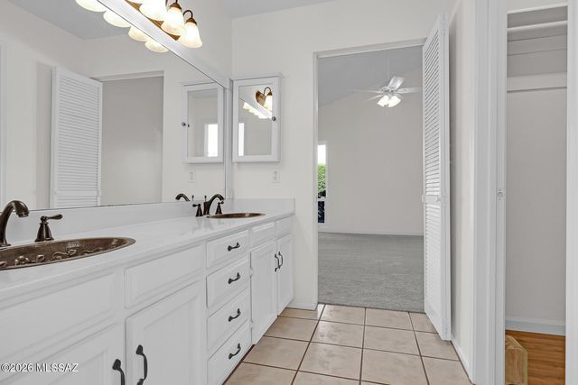 3040 N Placita Fuente, Tucson, AZ 85715