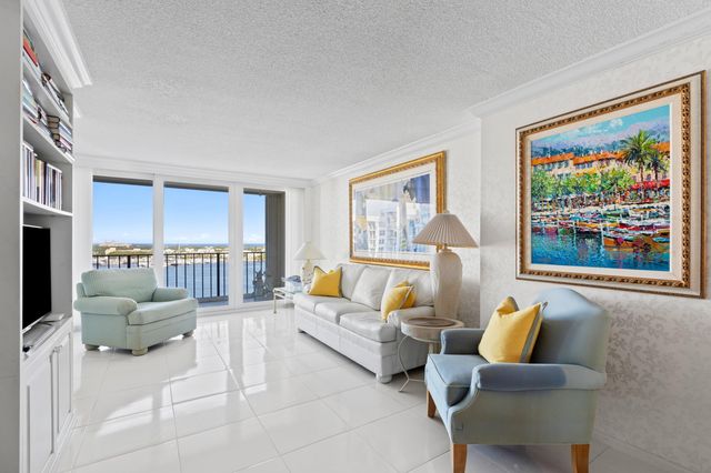 1801 S Flagler Drive 1708, West Palm Beach, FL 33401