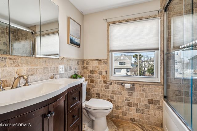 242 Curtis Point Drive, Mantoloking, NJ 08738