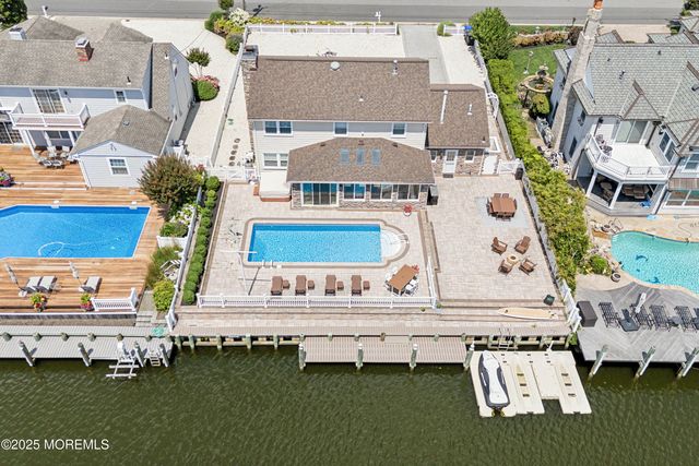 242 Curtis Point Drive, Mantoloking, NJ 08738