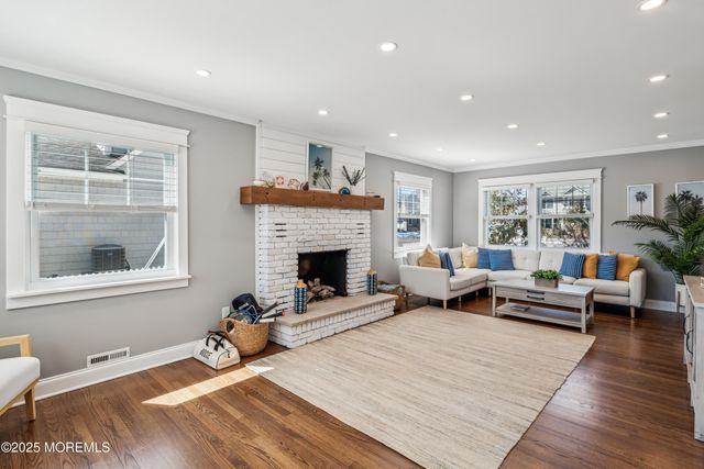 242 Curtis Point Drive, Mantoloking, NJ 08738