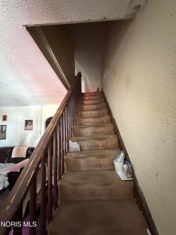 422 Palmer Street, Toledo, OH 43608