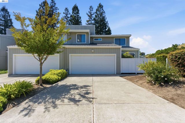 5311 San Simeon Pl, Castro Valley, CA 94552