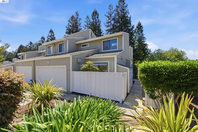 5311 San Simeon Pl, Castro Valley, CA 94552