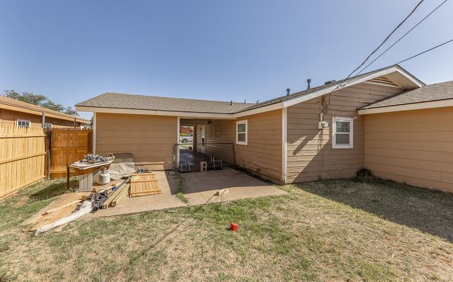 1724 E 2nd Street, Lubbock, TX 79403
