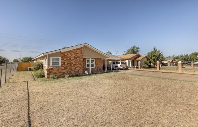 1724 E 2nd Street, Lubbock, TX 79403