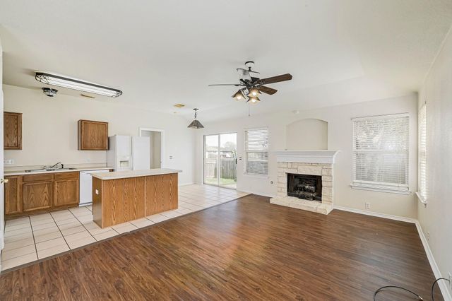 15205 Lantern DR, Pflugerville, TX 78660