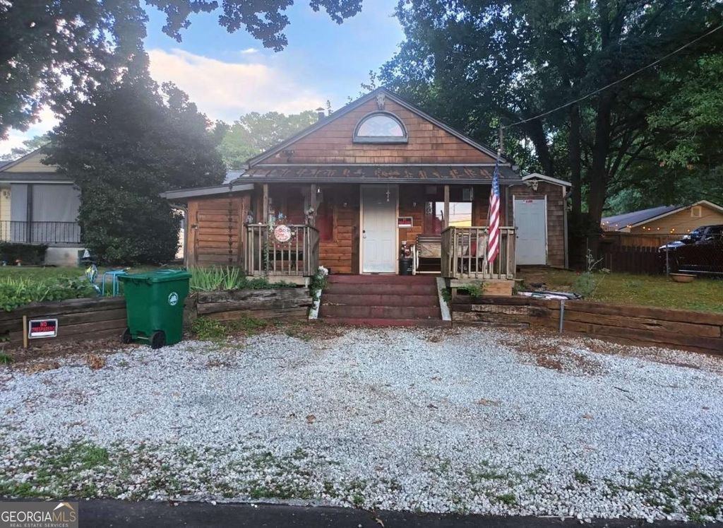 853 Tanner Drive, Scottdale, GA 30079