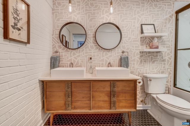 1416 LESTER DR, Charlottesville, VA 22901