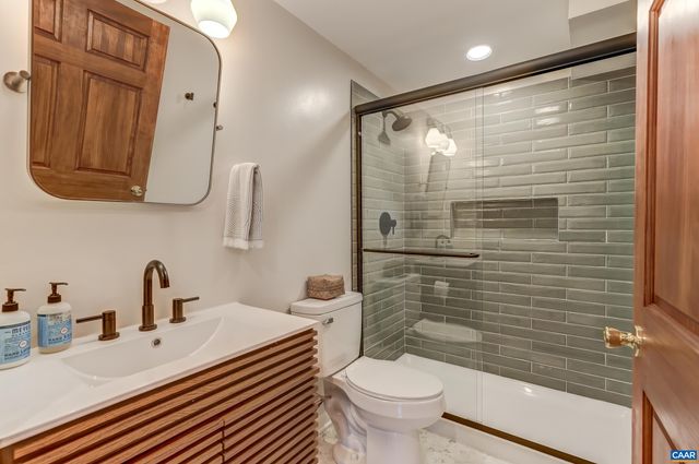 1416 LESTER DR, Charlottesville, VA 22901