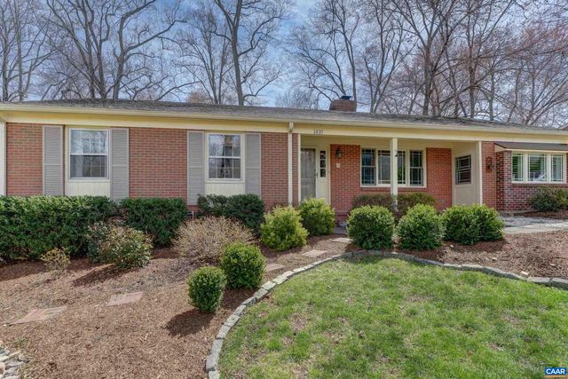 1416 LESTER DR, Charlottesville, VA 22901