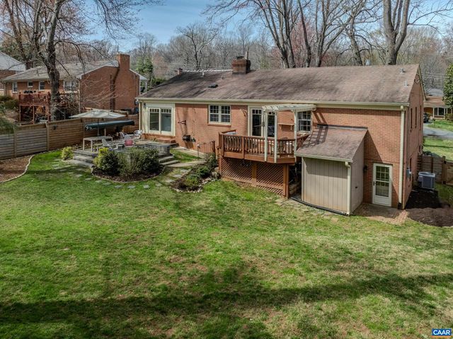 1416 LESTER DR, Charlottesville, VA 22901