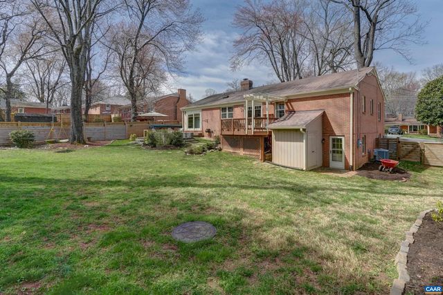 1416 LESTER DR, Charlottesville, VA 22901