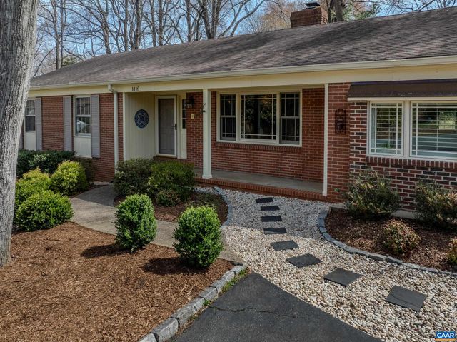 1416 LESTER DR, Charlottesville, VA 22901