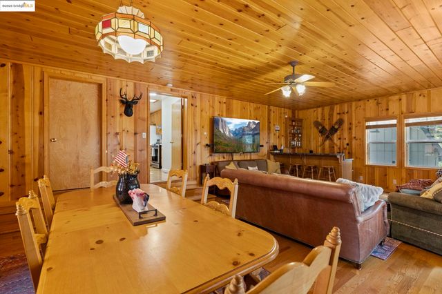 22912 Sierra Dr, Twain Harte, CA 95383