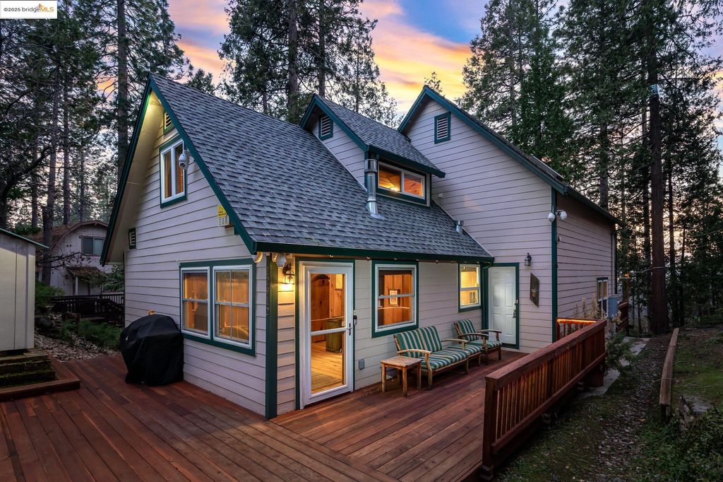 22912 Sierra Dr, Twain Harte, CA 95383