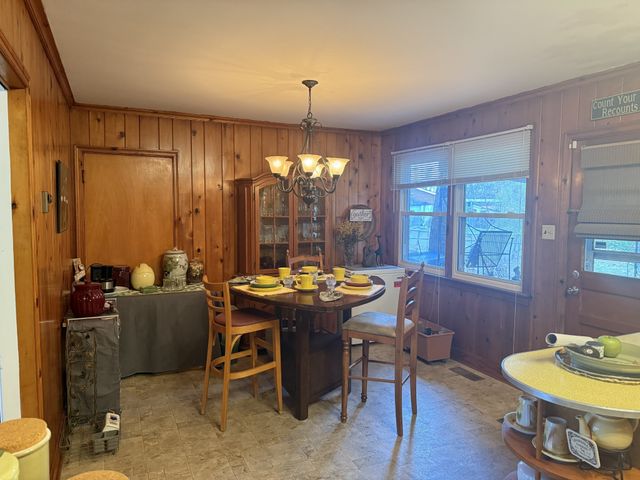 16 Concord Dr, Clarksville, TN 37042