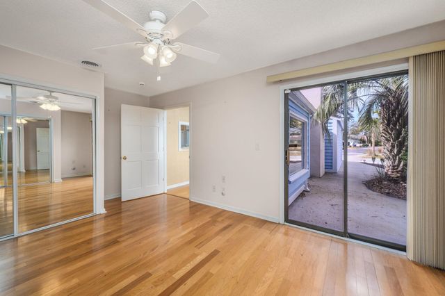 128 Dogwood Pl., North Myrtle Beach, SC 29582