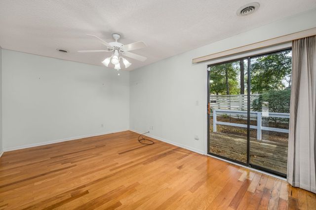 128 Dogwood Pl., North Myrtle Beach, SC 29582