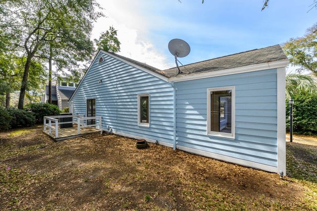 128 Dogwood Pl., North Myrtle Beach, SC 29582