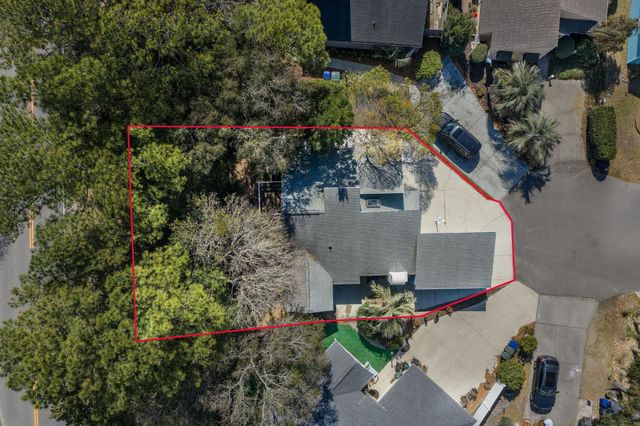 128 Dogwood Pl., North Myrtle Beach, SC 29582